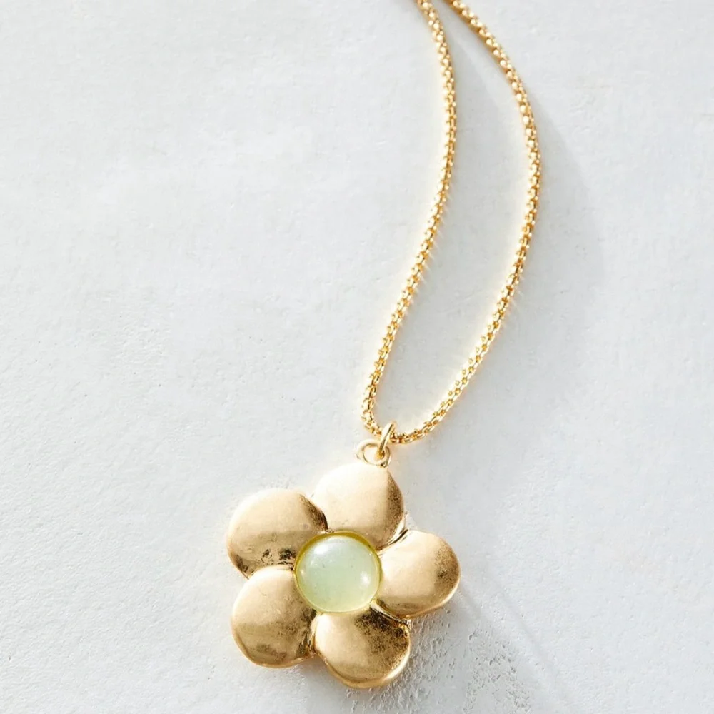 NWT Free People Bloom Necklace - Picture 1 of 6